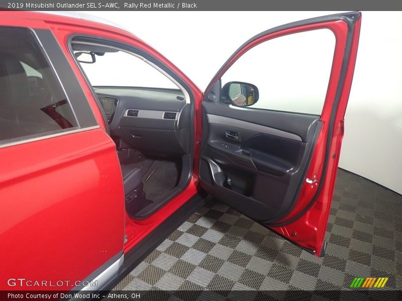 Rally Red Metallic / Black 2019 Mitsubishi Outlander SEL S-AWC