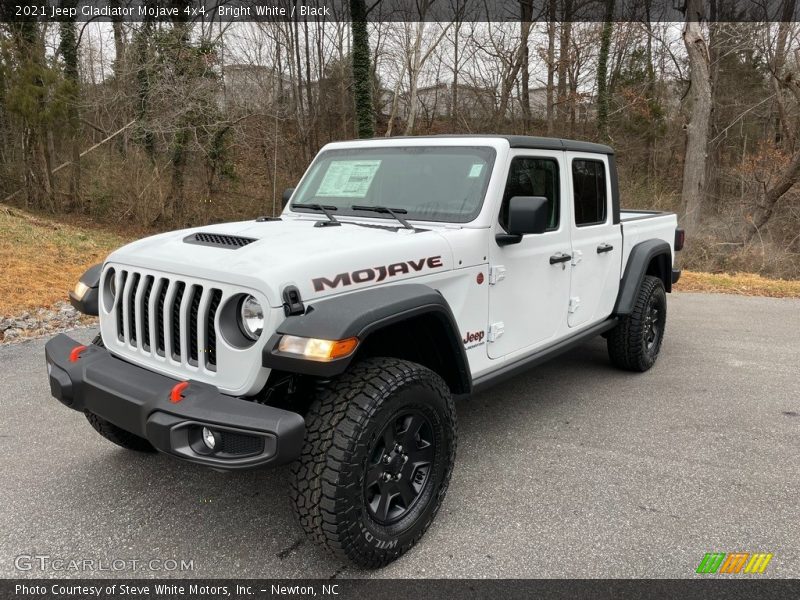 Bright White / Black 2021 Jeep Gladiator Mojave 4x4