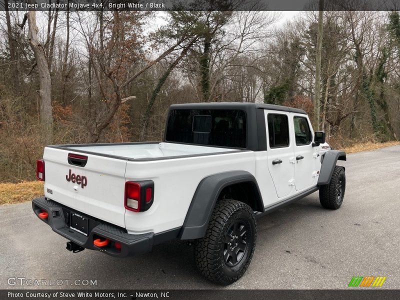 Bright White / Black 2021 Jeep Gladiator Mojave 4x4