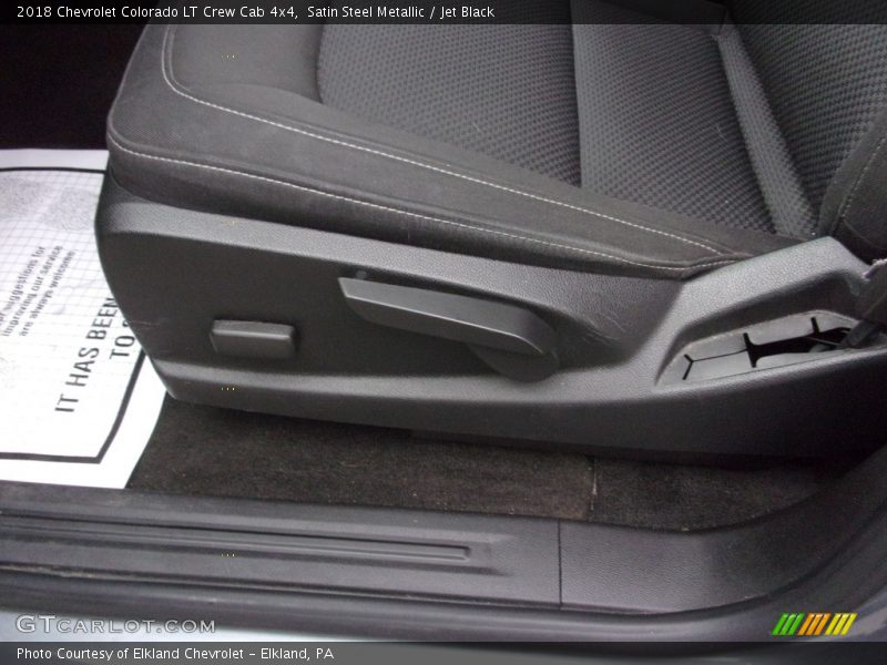 Satin Steel Metallic / Jet Black 2018 Chevrolet Colorado LT Crew Cab 4x4
