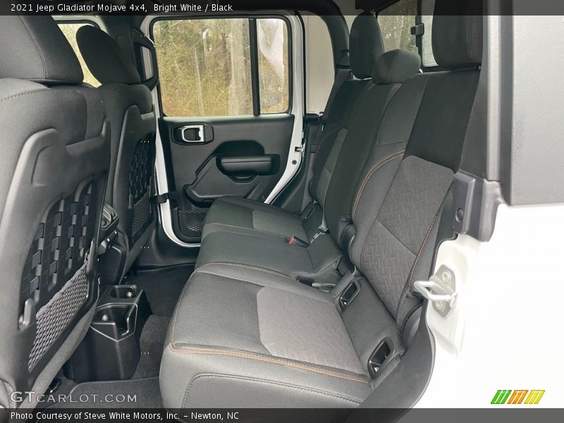 Bright White / Black 2021 Jeep Gladiator Mojave 4x4
