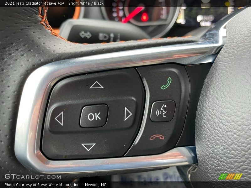 Bright White / Black 2021 Jeep Gladiator Mojave 4x4