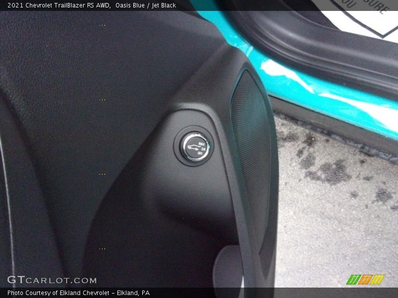 Oasis Blue / Jet Black 2021 Chevrolet TrailBlazer RS AWD