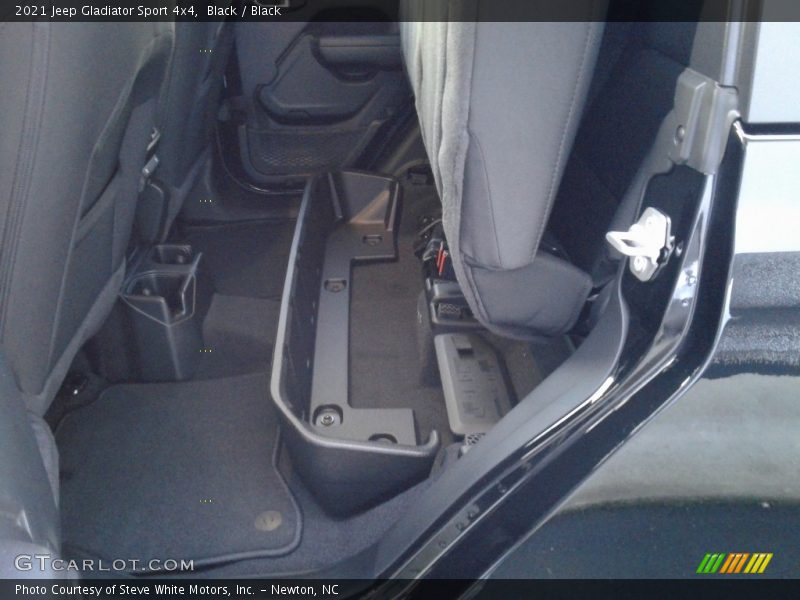 Black / Black 2021 Jeep Gladiator Sport 4x4