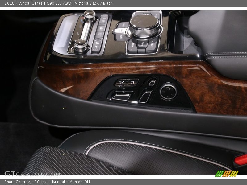 Victoria Black / Black 2018 Hyundai Genesis G90 5.0 AWD