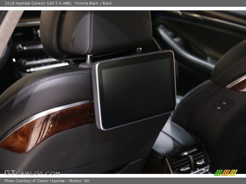 Victoria Black / Black 2018 Hyundai Genesis G90 5.0 AWD