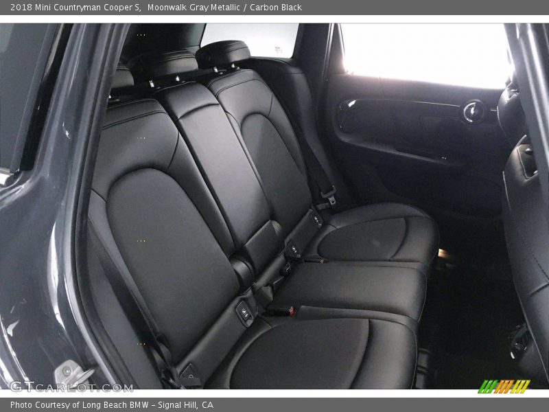 Moonwalk Gray Metallic / Carbon Black 2018 Mini Countryman Cooper S