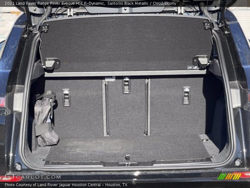  2021 Range Rover Evoque HSE R-Dynamic Trunk