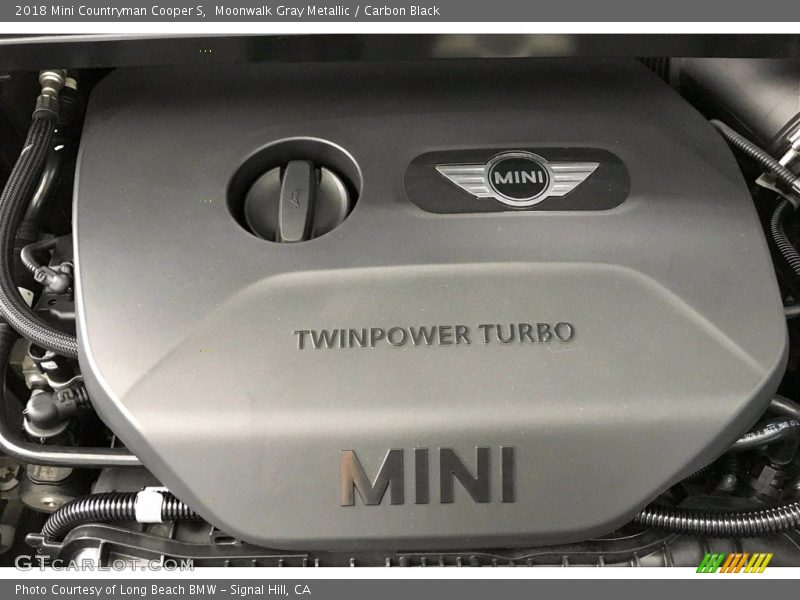 Moonwalk Gray Metallic / Carbon Black 2018 Mini Countryman Cooper S