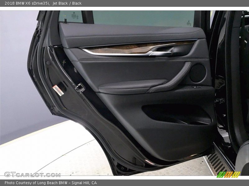 Jet Black / Black 2018 BMW X6 sDrive35i