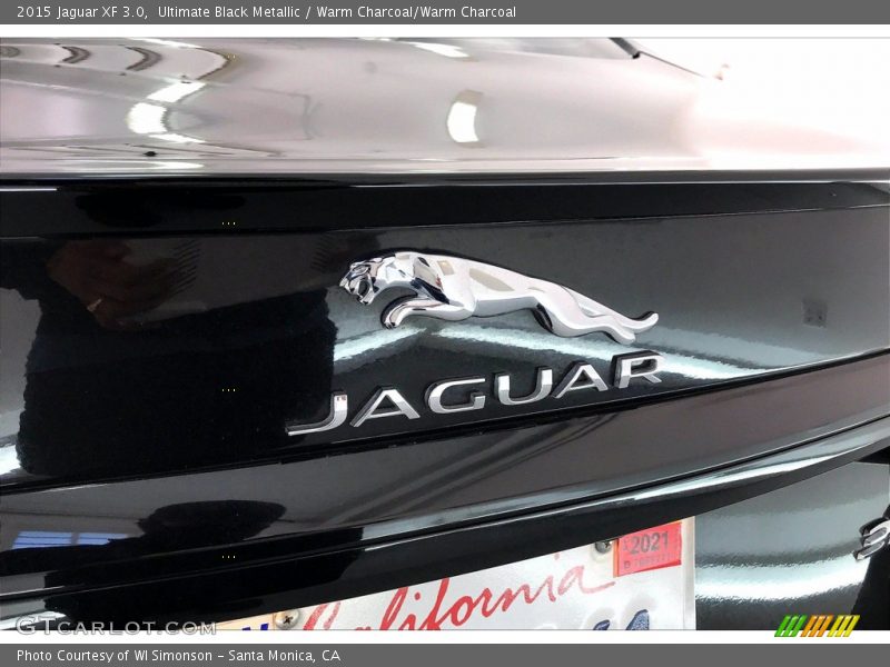 Ultimate Black Metallic / Warm Charcoal/Warm Charcoal 2015 Jaguar XF 3.0
