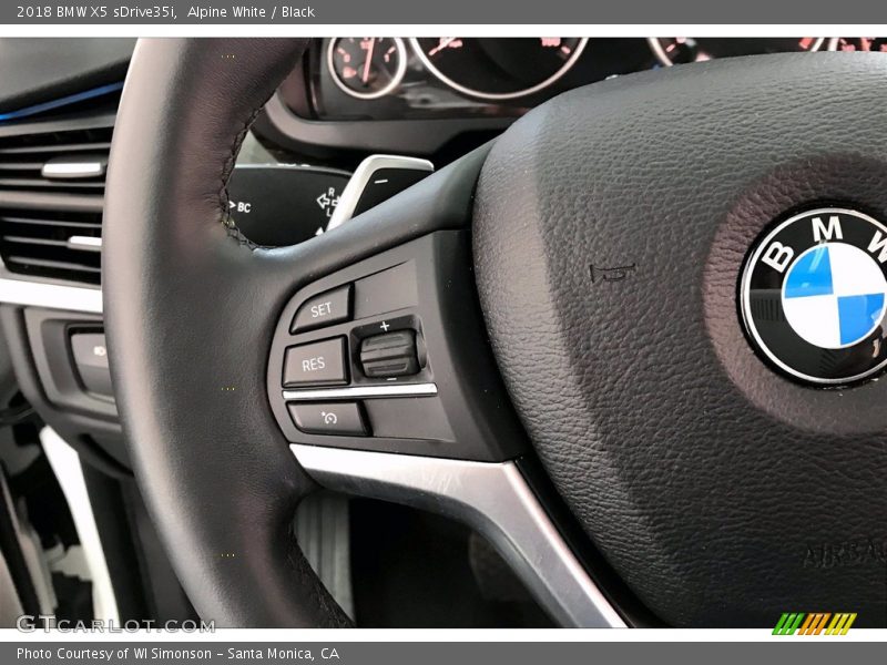 Alpine White / Black 2018 BMW X5 sDrive35i