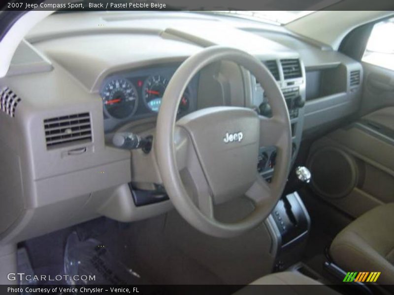 Black / Pastel Pebble Beige 2007 Jeep Compass Sport