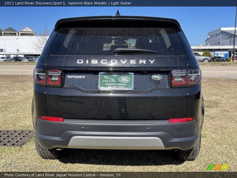 Santorini Black Metallic / Light Oyster 2021 Land Rover Discovery Sport S