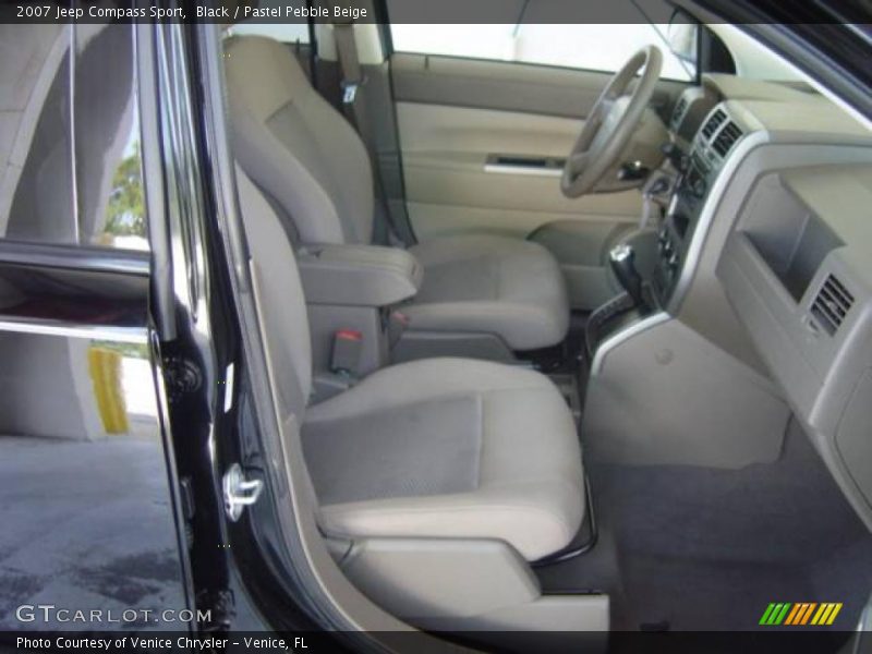 Black / Pastel Pebble Beige 2007 Jeep Compass Sport