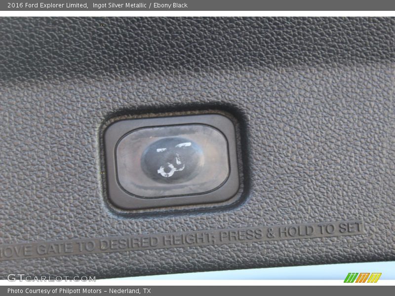 Ingot Silver Metallic / Ebony Black 2016 Ford Explorer Limited