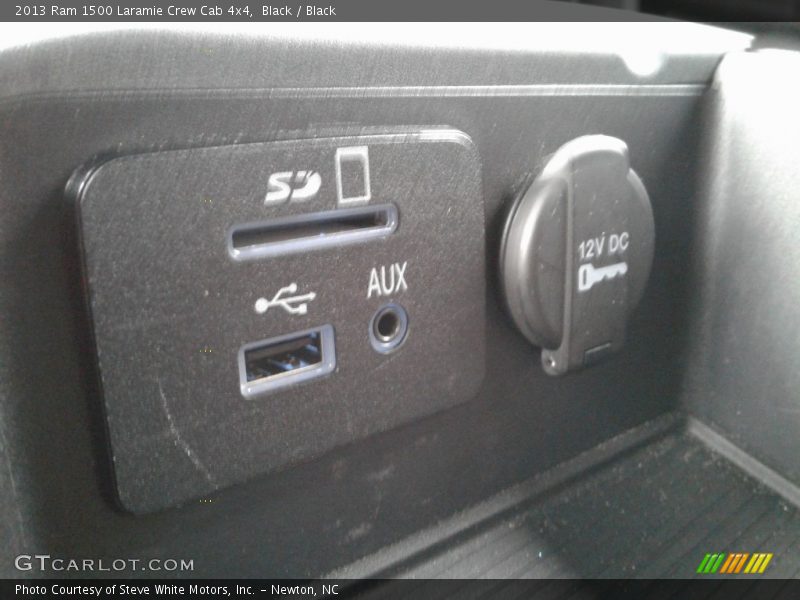 Black / Black 2013 Ram 1500 Laramie Crew Cab 4x4