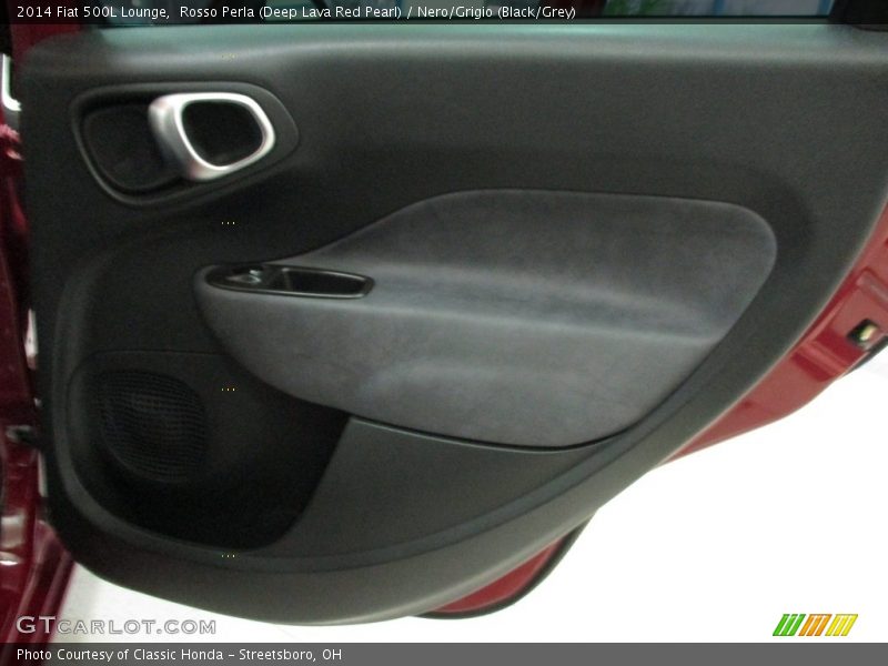 Rosso Perla (Deep Lava Red Pearl) / Nero/Grigio (Black/Grey) 2014 Fiat 500L Lounge