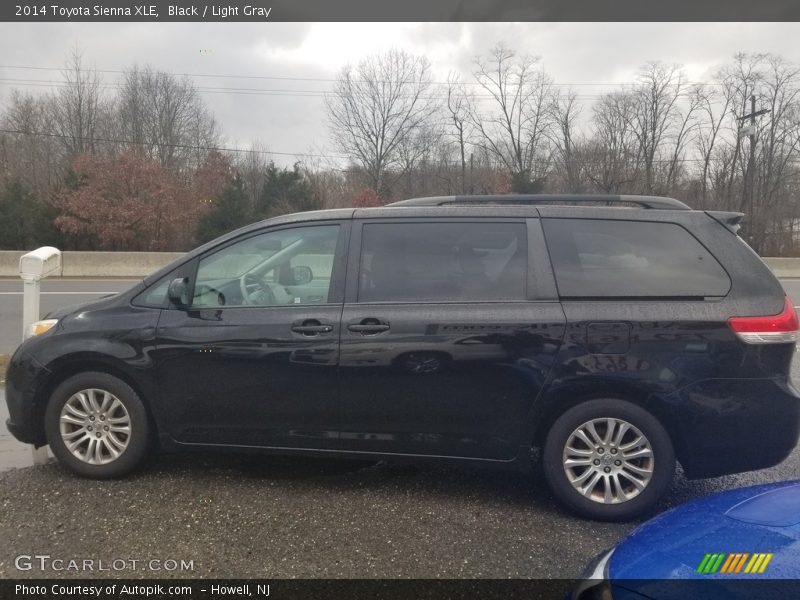 Black / Light Gray 2014 Toyota Sienna XLE