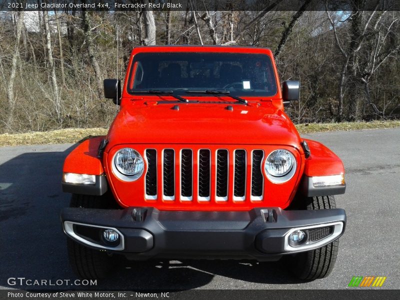 Firecracker Red / Black 2021 Jeep Gladiator Overland 4x4