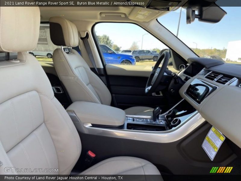 Byron Blue Metallic / Almond/Espresso 2021 Land Rover Range Rover Sport SE
