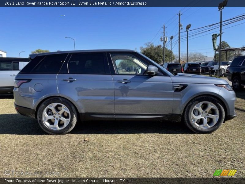  2021 Range Rover Sport SE Byron Blue Metallic
