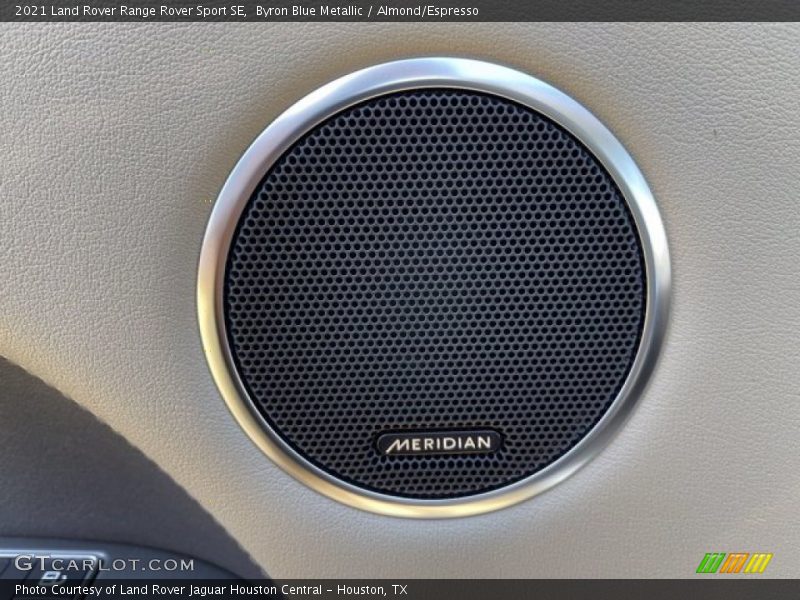 Byron Blue Metallic / Almond/Espresso 2021 Land Rover Range Rover Sport SE