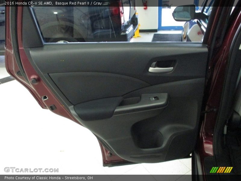 Basque Red Pearl II / Gray 2016 Honda CR-V SE AWD