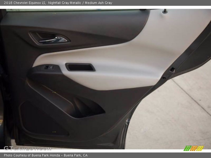 Nightfall Gray Metallic / Medium Ash Gray 2018 Chevrolet Equinox LS