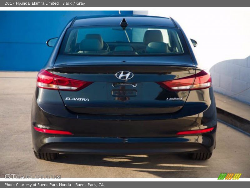 Black / Gray 2017 Hyundai Elantra Limited