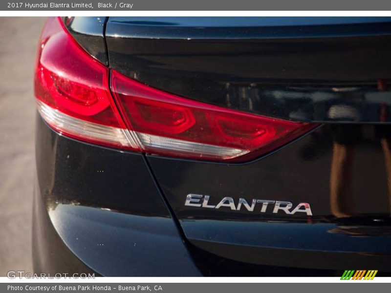 Black / Gray 2017 Hyundai Elantra Limited