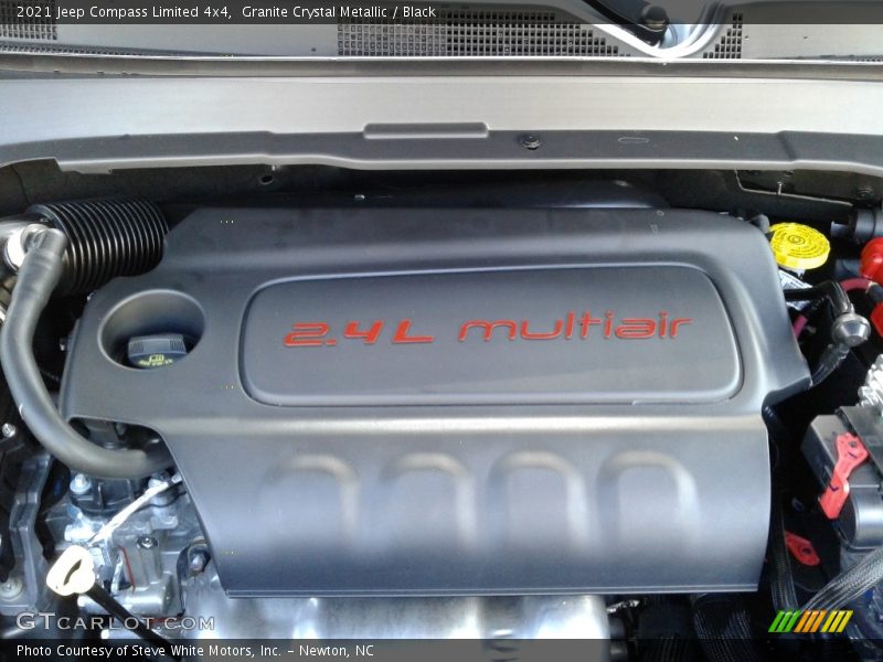 Granite Crystal Metallic / Black 2021 Jeep Compass Limited 4x4