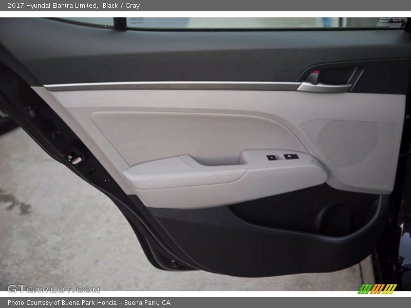 Black / Gray 2017 Hyundai Elantra Limited