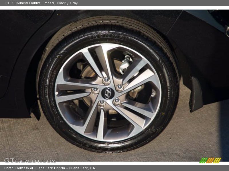 Black / Gray 2017 Hyundai Elantra Limited