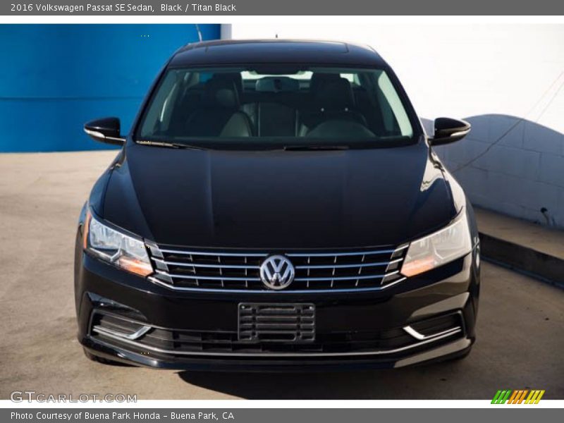 Black / Titan Black 2016 Volkswagen Passat SE Sedan