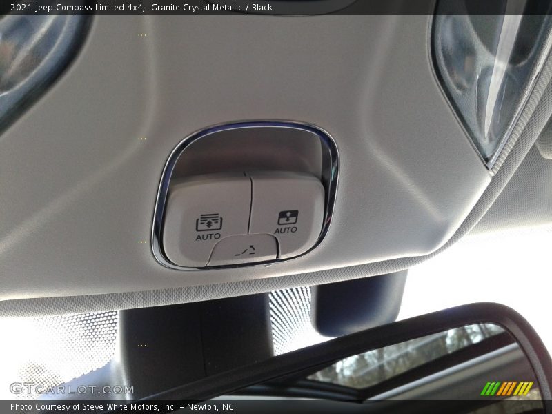 Granite Crystal Metallic / Black 2021 Jeep Compass Limited 4x4