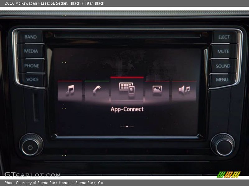 Black / Titan Black 2016 Volkswagen Passat SE Sedan