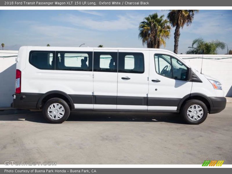 Oxford White / Charcoal Black 2018 Ford Transit Passenger Wagon XLT 150 LR Long