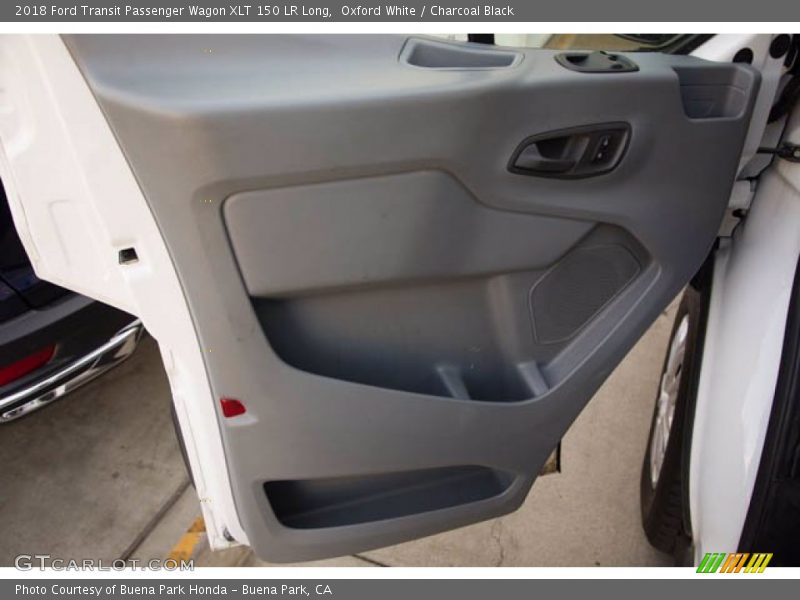 Oxford White / Charcoal Black 2018 Ford Transit Passenger Wagon XLT 150 LR Long