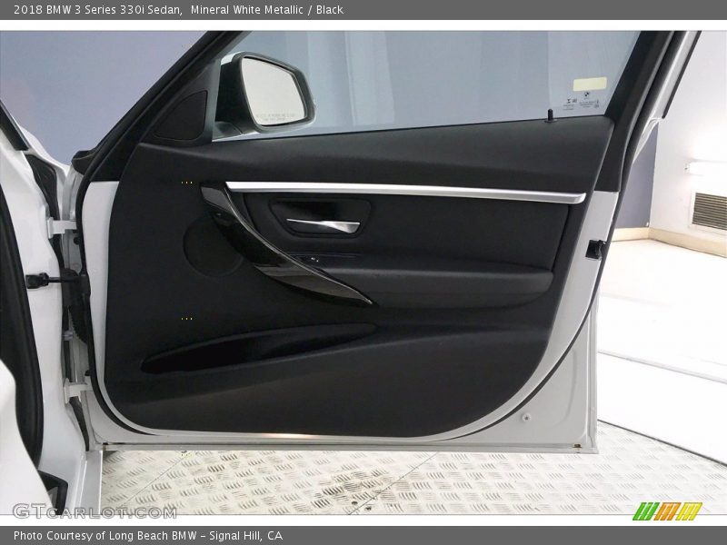 Mineral White Metallic / Black 2018 BMW 3 Series 330i Sedan