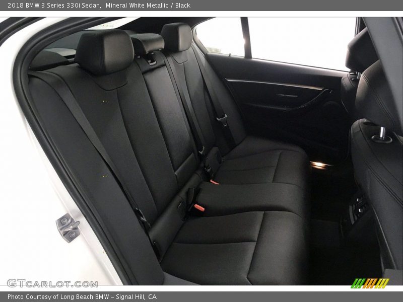 Mineral White Metallic / Black 2018 BMW 3 Series 330i Sedan
