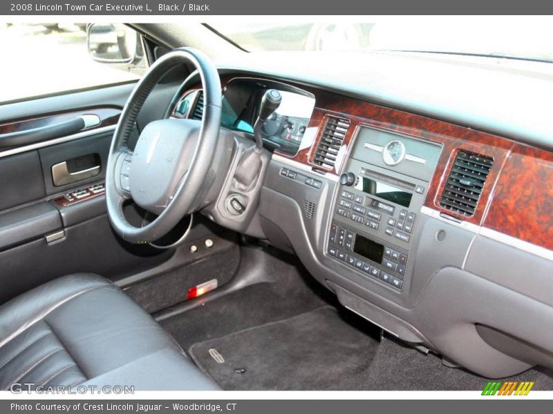 Black / Black 2008 Lincoln Town Car Executive L
