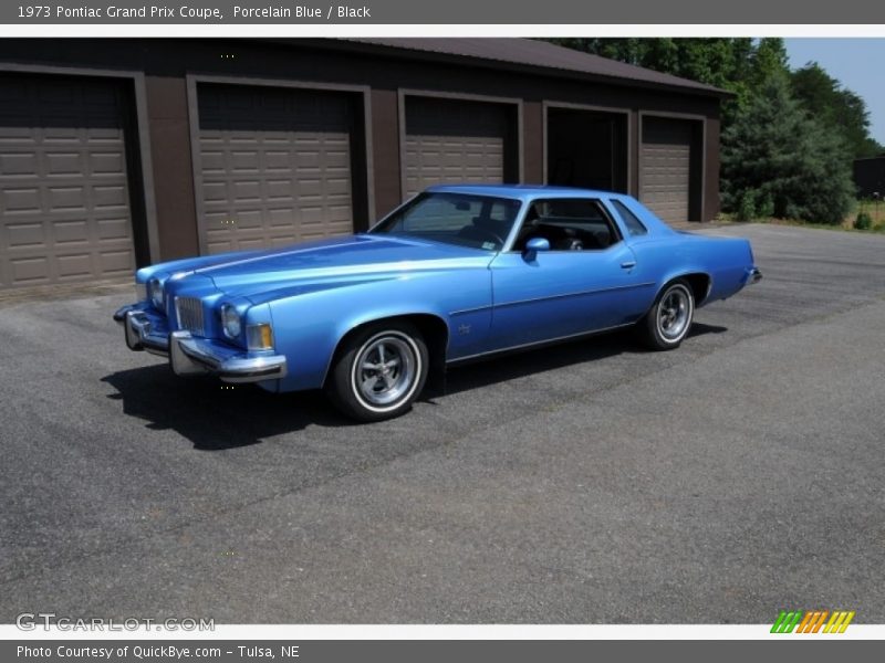 Front 3/4 View of 1973 Grand Prix Coupe