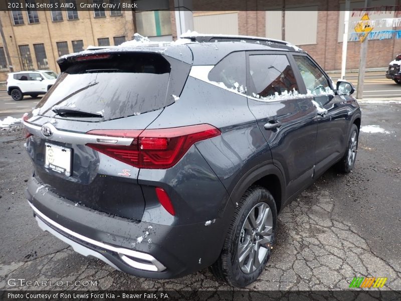 Gravity Gray / Black 2021 Kia Seltos S AWD