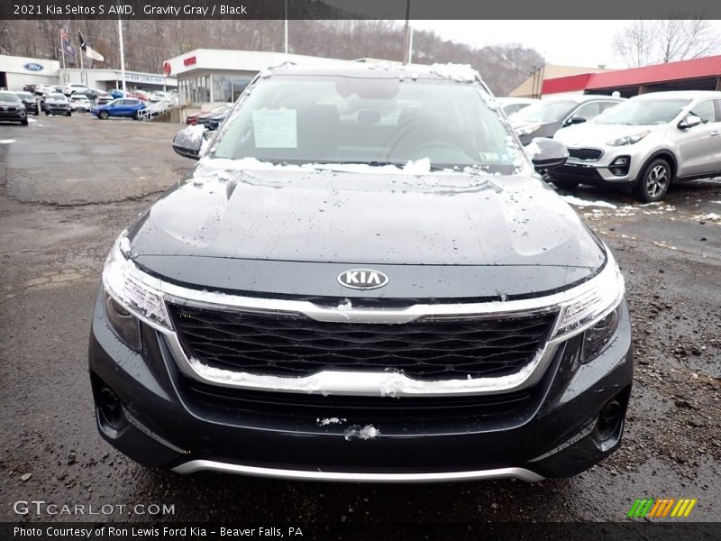 Gravity Gray / Black 2021 Kia Seltos S AWD