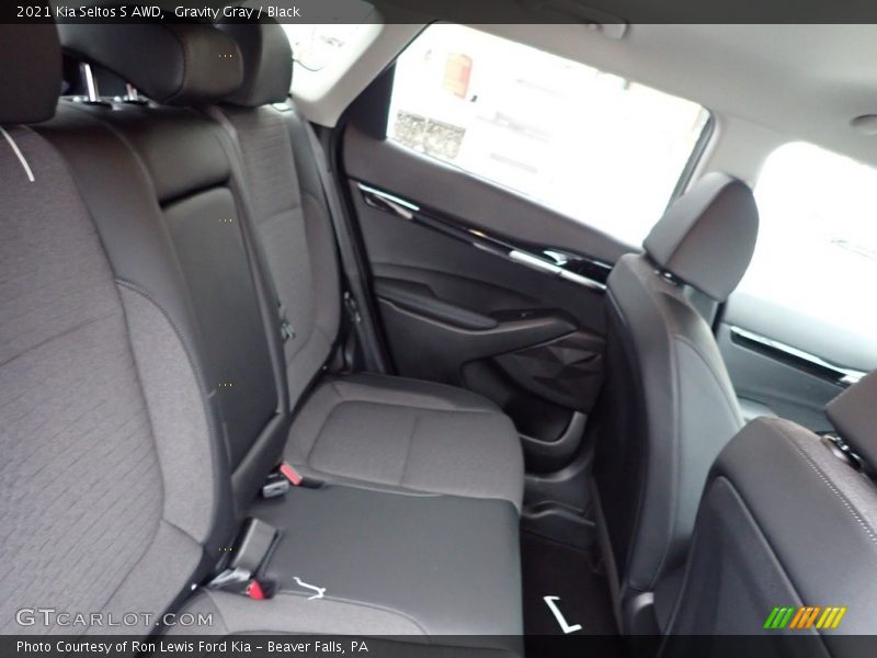 Gravity Gray / Black 2021 Kia Seltos S AWD