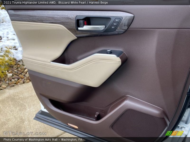Blizzard White Pearl / Harvest Beige 2021 Toyota Highlander Limited AWD