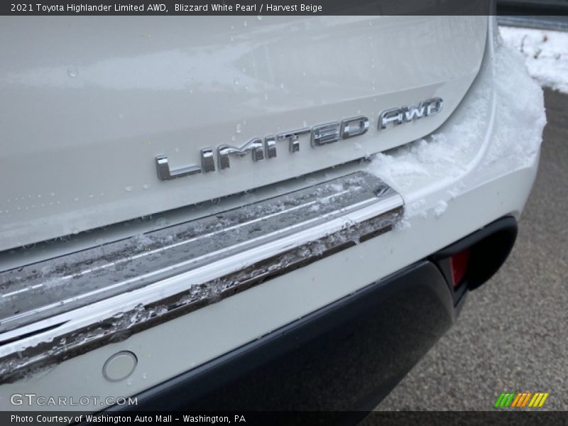 Blizzard White Pearl / Harvest Beige 2021 Toyota Highlander Limited AWD