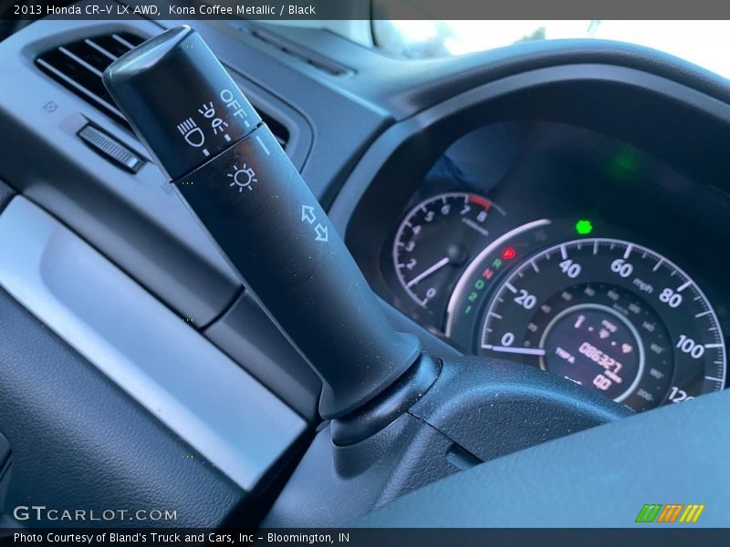 Kona Coffee Metallic / Black 2013 Honda CR-V LX AWD