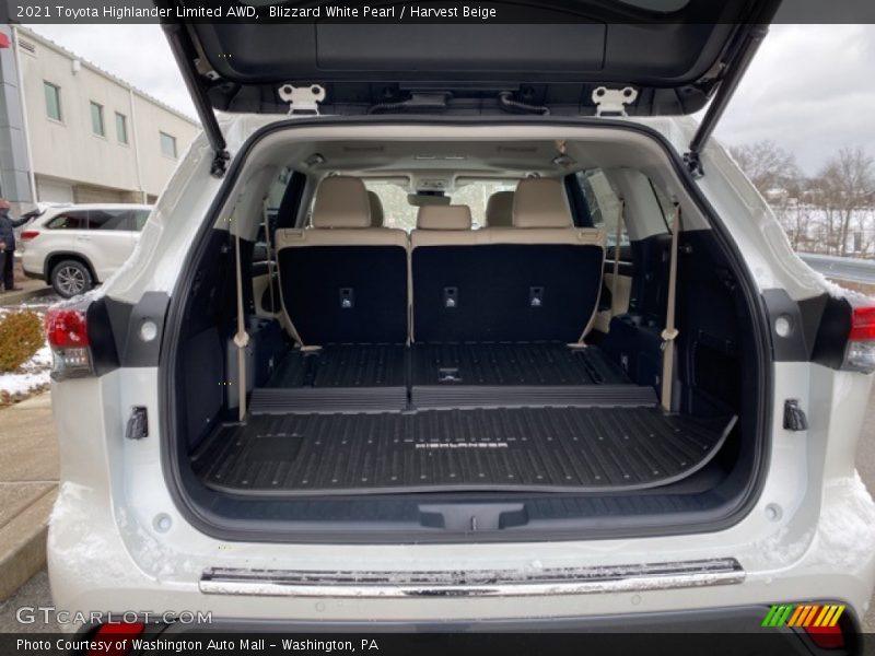 Blizzard White Pearl / Harvest Beige 2021 Toyota Highlander Limited AWD